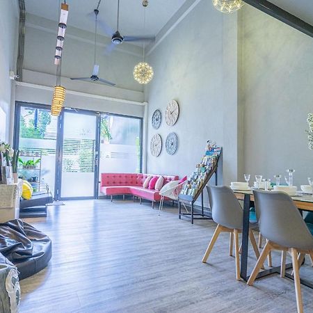 Warm Casa Chiangmai Hostel Чиангмай Екстериор снимка