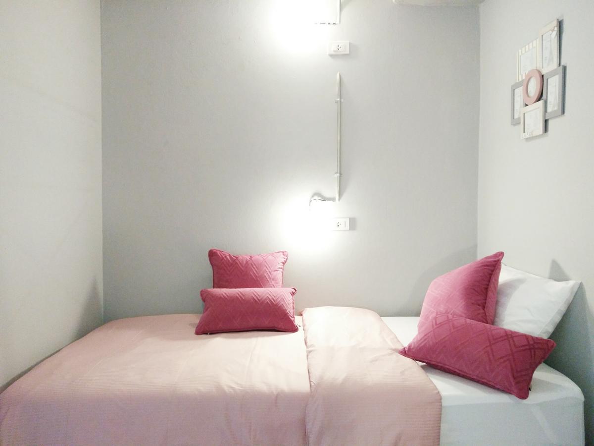 Warm Casa Chiangmai Hostel Чиангмай Екстериор снимка