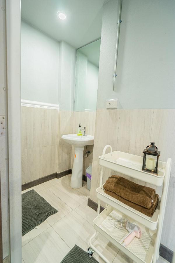 Warm Casa Chiangmai Hostel Чиангмай Екстериор снимка