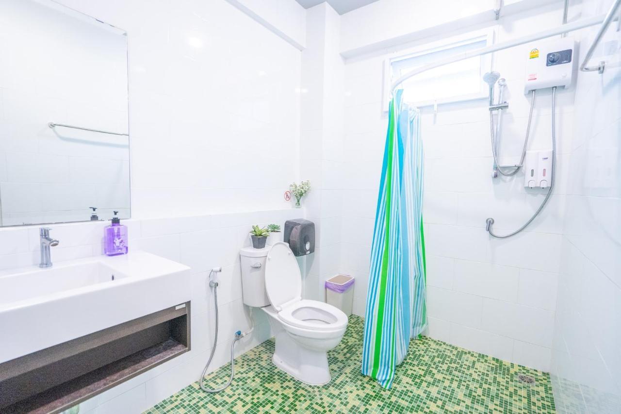 Warm Casa Chiangmai Hostel Чиангмай Екстериор снимка